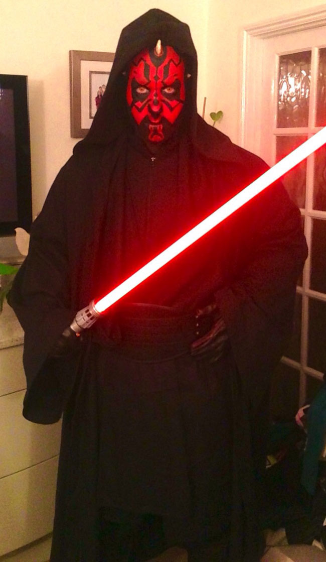 Darth Maul Costume and Lightsaber Jedi-Robe.com